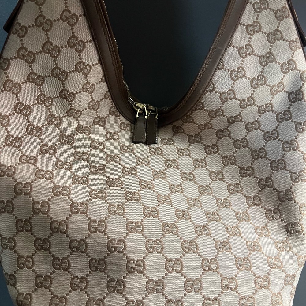 Gucci Beige and Brown Hobo Bag - Picture 4 of 16